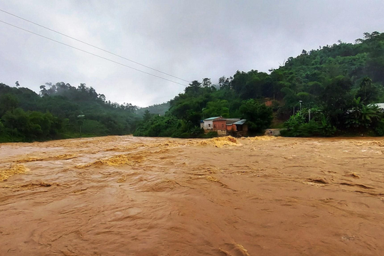 Triển khai ứng phó với mưa lớn khu vực Trung Bộ và Tây Nguyên
