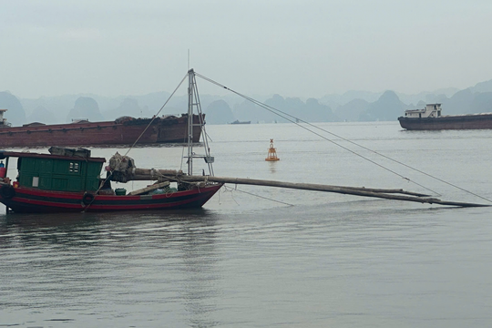 Xử lý loạt vi phạm an toàn giao thông đường thuỷ