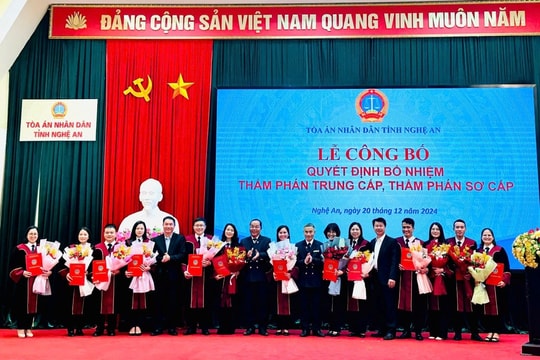TAND tỉnh Nghệ An công bố quyết định bổ nhiệm Thẩm phán trung cấp và sơ cấp