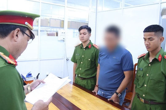 Bắt tạm giam 3 đối tượng in, phát hành, mua bán trái phép hóa đơn