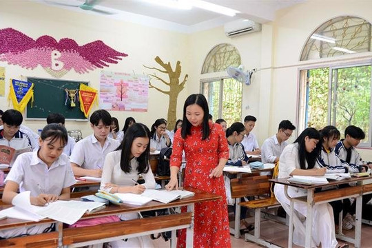 Lấy ý kiến về quy định chế độ làm việc của giáo viên phổ thông, dự bị đại học