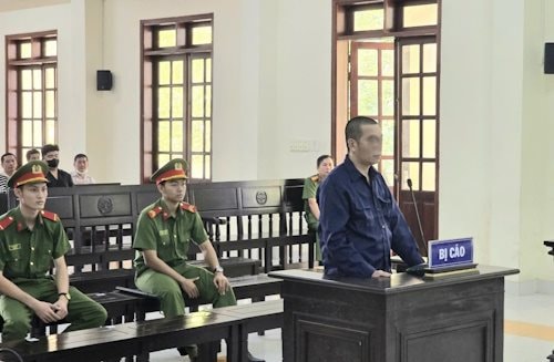 Khai thác khoáng sản trái phép, lãnh án tù