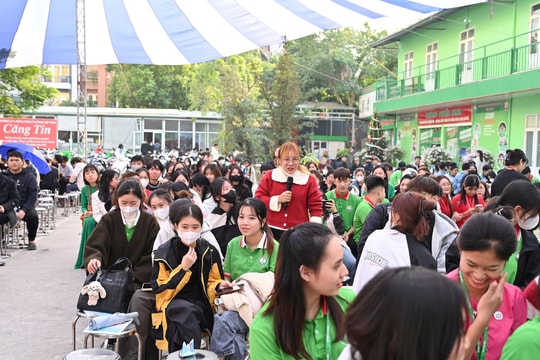 Sinh viên hào hứng với “Chương trình học bổng đặc biệt giáo dục tài năng công nghiệp quốc tế” tại trường VCI