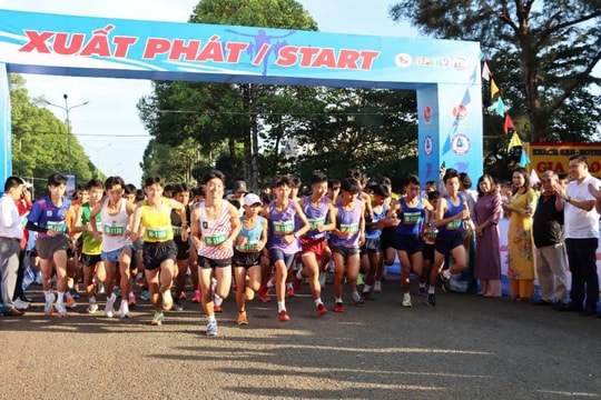 Bình Phước họp báo Giải vô địch quốc gia Việt dã leo núi