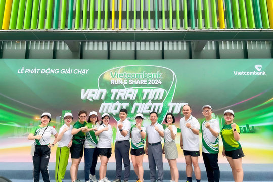 Giải chạy “Vietcombank Run & Share 2024: Vạn trái tim - Một niềm tin” tiếp tục đóng góp cho quỹ “Vững tương lai”