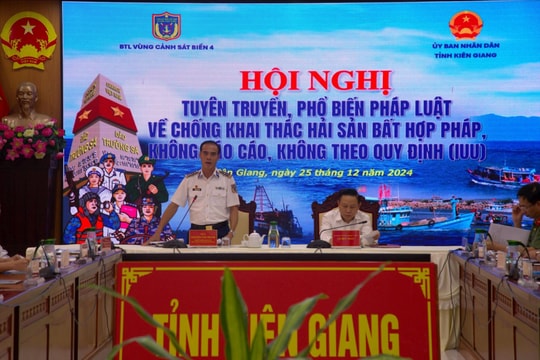 BTL Vùng Cảnh sát biển 4 tuyên truyền chống khai thác IUU
