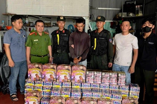 Bắt quả tang đối tượng tàng trữ 200kg pháo hoa nổ