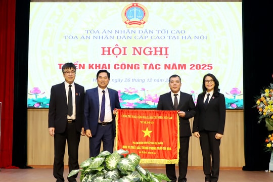 TAND cấp cao tại Hà Nội được tặng Cờ thi đua Chính phủ