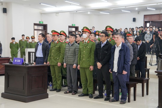 Hoãn phiên phúc thẩm vụ án FLC do bị cáo Trịnh Văn Quyết nhập viện