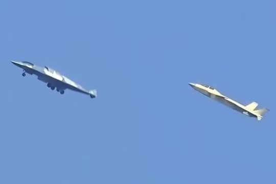 Lộ diện máy bay chiến đấu tàng hình "không đuôi" thế hệ thứ 6 của Trung Quốc