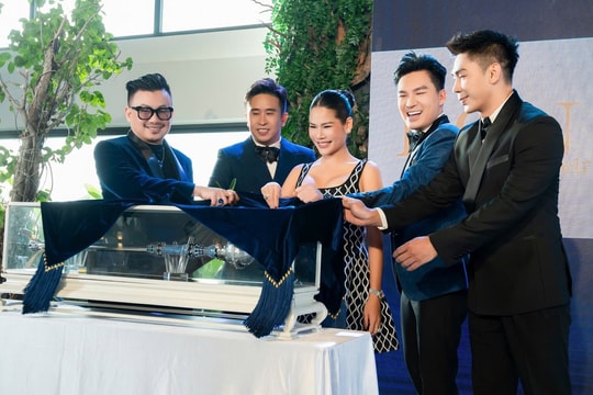 Việt Nam lần đầu đăng cai Nam vương Du lịch Thế giới