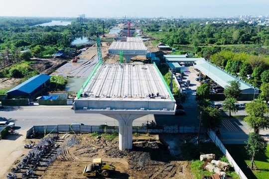 365 ngày đêm nỗ lực thông xe cầu cạn Vành đai 3 TP.HCM