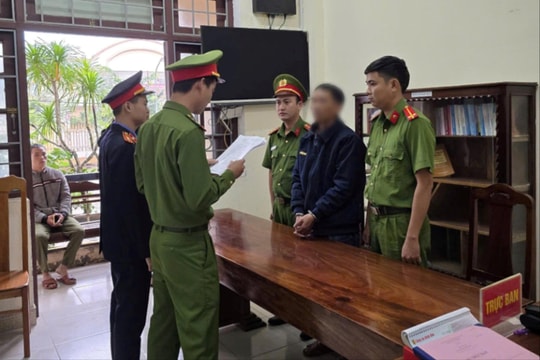 Khởi tố đối tượng xâm hại bé gái