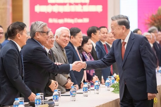 Tổng Bí thư Tô Lâm gặp mặt đại biểu trí thức, khoa học