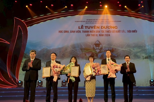 Vinachem cam kết đồng hành cùng học sinh, sinh viên dân tộc thiểu số xuất sắc