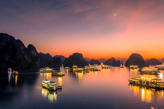 Quảng Ninh khai thác tiềm năng phát triển kinh tế ban đêm