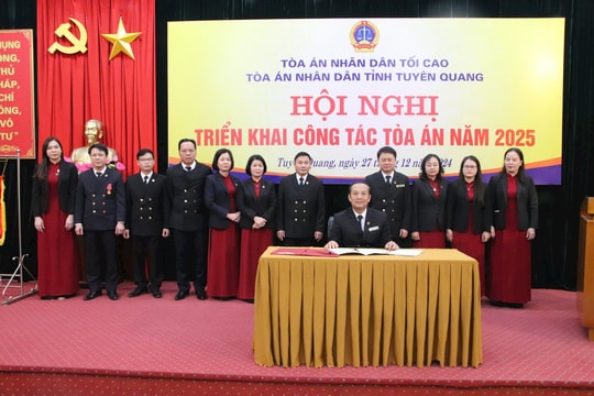 Toà án Nhân dân hai cấp tỉnh Tuyên Quang hoàn thành xuất sắc nhiệm vụ công tác năm 2024