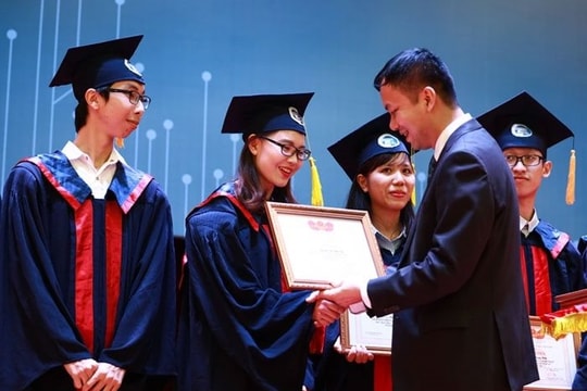 Sau tuyển dụng, sinh viên xuất sắc được xem xét quy hoạch chức danh lãnh đạo
