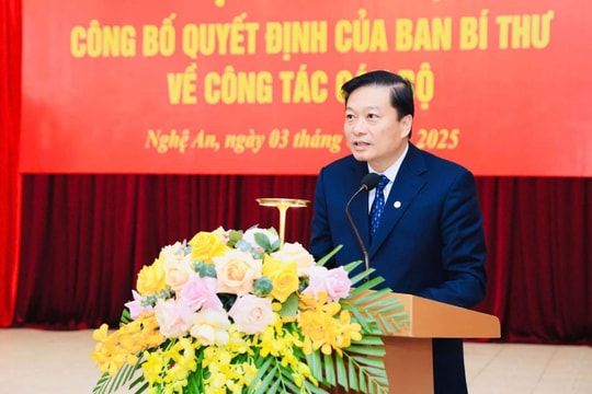 Ông Lê Hồng Vinh giữ chức Phó Bí thư Tỉnh ủy Nghệ An