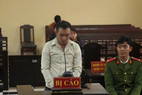 Đâm trọng thương người khác vì bị từ chối uống bia