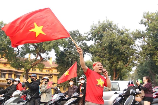 'Bão' cờ đỏ sao vàng đổ bộ cùng những nhà vô địch ASEAN Cup 2024