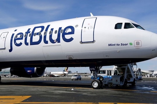 Phát hiện 2 thi thể trong khoang bánh đáp máy bay