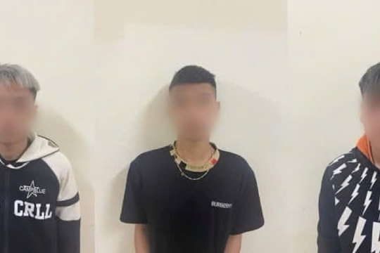 Bắt nhóm thanh niên dùng dao, kiếm cướp tài sản