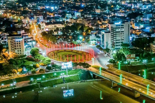 TP. Kon Tum phấn đấu tăng trưởng kinh tế năm 2025 đạt trên 15,49%