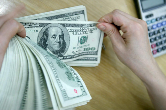 Tỷ giá USD ngày 8/1: Đồng USD phục hồi mức 108