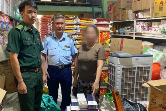 Phát hiện hàng trăm bao thuốc lá nhập lậu