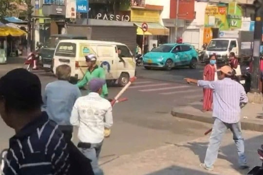 Công an TP.HCM: Tuyệt đối không để cảm xúc lấn át khi tham gia giao thông