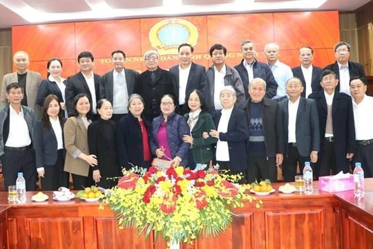 TAND tỉnh Quảng Ngãi gặp mặt cán bộ hưu trí qua các thời kỳ