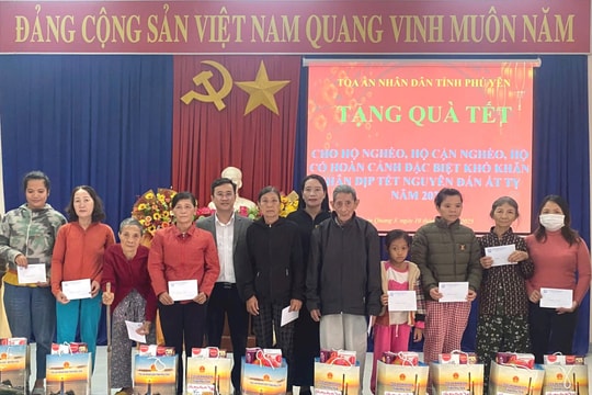 TAND tỉnh Phú Yên chăm lo Tết cho người nghèo vùng cao