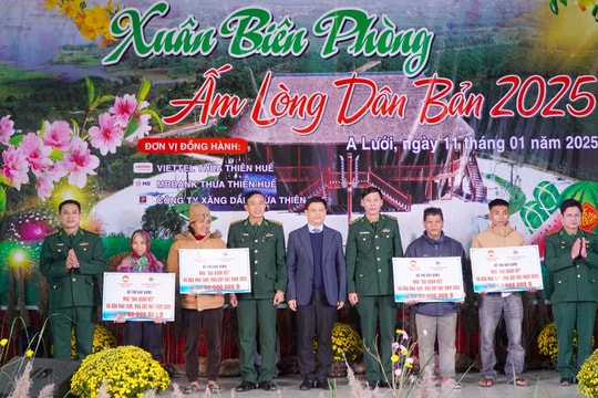 Ấm áp nghĩa tình chương trình "Xuân biên phòng ấm lòng dân bản" năm 2025