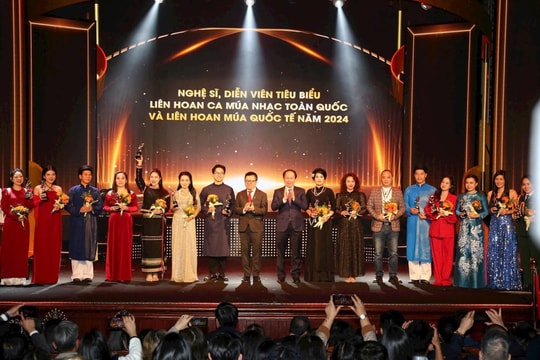 Vinh danh nghệ sĩ tiêu biểu năm 2024