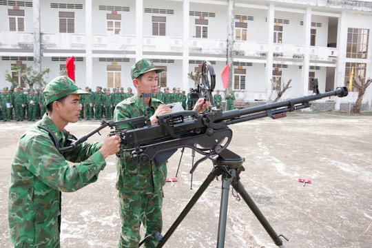 BĐBP Cà Mau nâng cao kiến thức chuẩn bị cho huấn luyện năm 2025