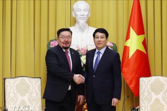 Chủ tịch nước Lương Cường tiếp Chánh Văn phòng Tổng thống Mông Cổ
