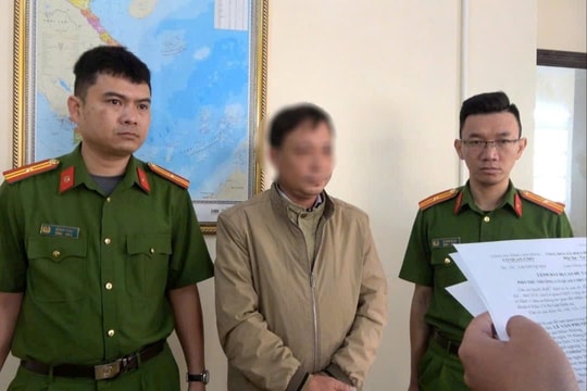 Bắt tạm giam đối tượng lừa đảo làm giấy tờ đất