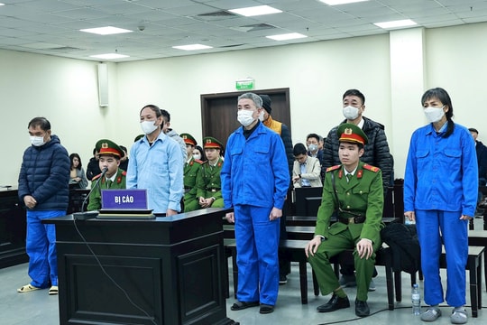 Cựu Chủ tịch Nhà xuất bản Giáo dục Việt Nam nói gì về việc nhận hối lộ?