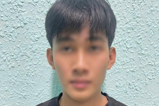 Dùng hình ảnh, clip 'nóng' để cưỡng đoạt tài sản