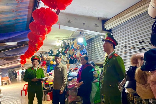 Quảng Trị: Tăng cường kiểm tra PCCC tại các chợ, trung tâm thương mại