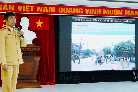 Nâng cao nhận thức pháp luật về an toàn giao thông trong kinh doanh vận tải