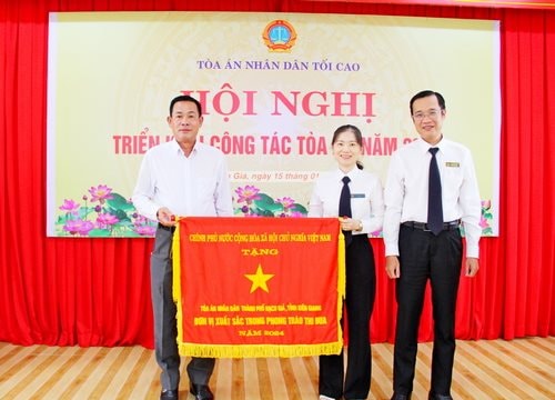 TAND TP. Rạch Giá đón nhận Cờ thi đua Chính phủ