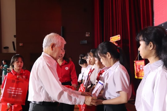 Bình Dương làm tốt an sinh xã hội, để mọi người vui Xuân, đón Tết