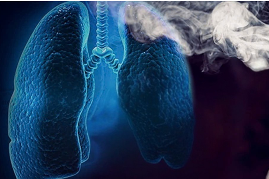 Đề xuất gấp đôi mức xử phạt nếu tái phạm hút thuốc lá điện tử