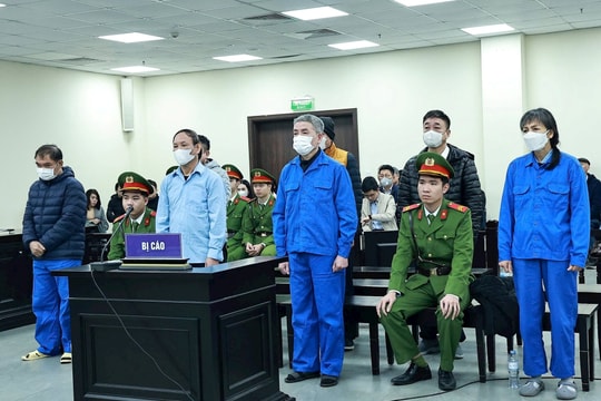 Cựu Chủ tịch Nhà xuất bản Giáo dục Việt Nam lĩnh 12 năm tù