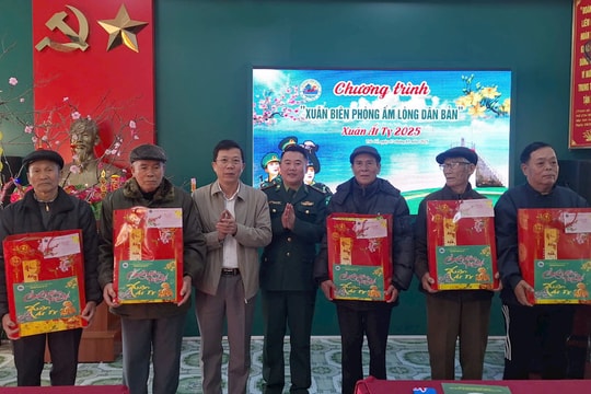 Đồn Biên phòng Trà Cổ tổ chức ‘Xuân Biên phòng ấm lòng dân bản’ năm 2025
