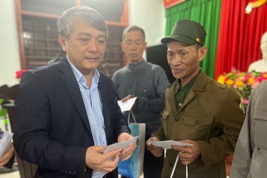 Sở Kế hoạch và Đầu tư tỉnh Bình Định mang Tết đến vùng núi An Lão