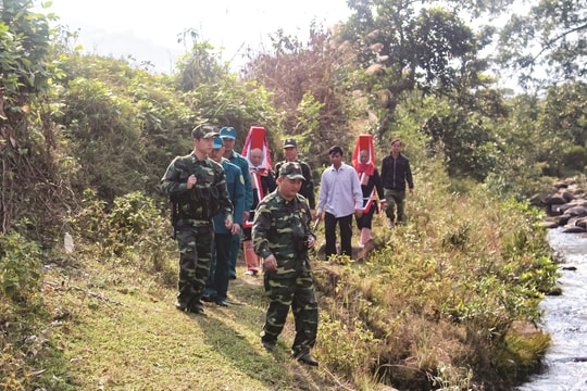 Một tấc bản đồ, vạn tấc quê hương