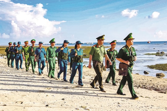 Đón xuân trên đảo tiền tiêu